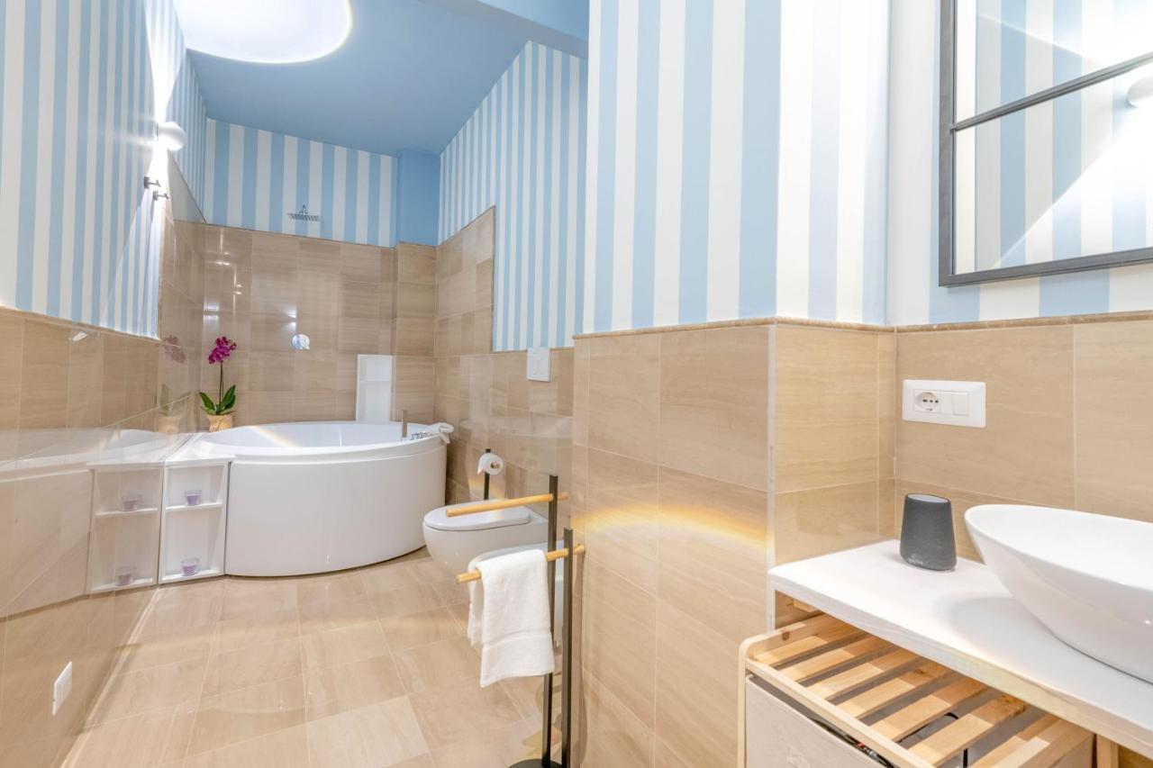 City Gate - Luxury Suites บารี ภายนอก รูปภาพ