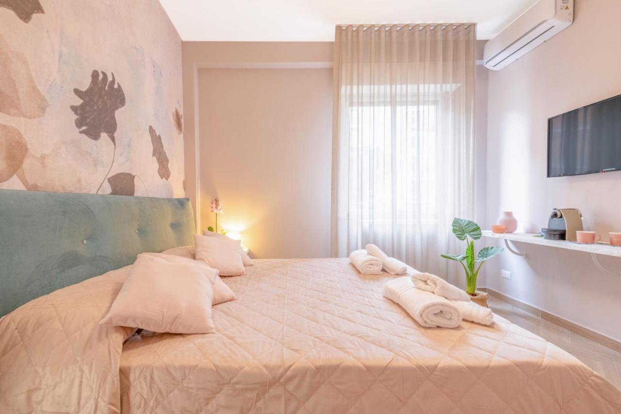 City Gate - Luxury Suites บารี ภายนอก รูปภาพ