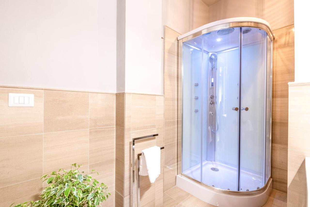 City Gate - Luxury Suites บารี ภายนอก รูปภาพ